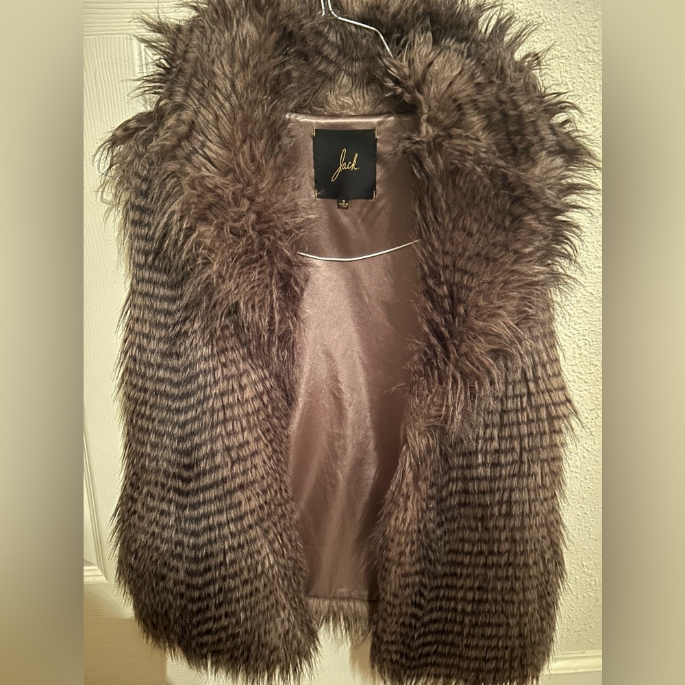 JACK Women's faux fur vest brown tan gray color Size Small